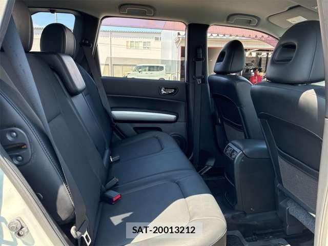 Nissan X-TRAIL 2011-07 8662576-12