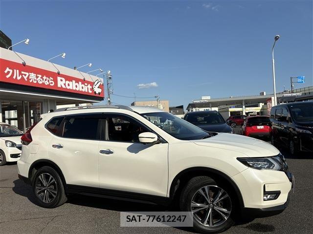 Nissan X-TRAIL 2018-10 8667204-2