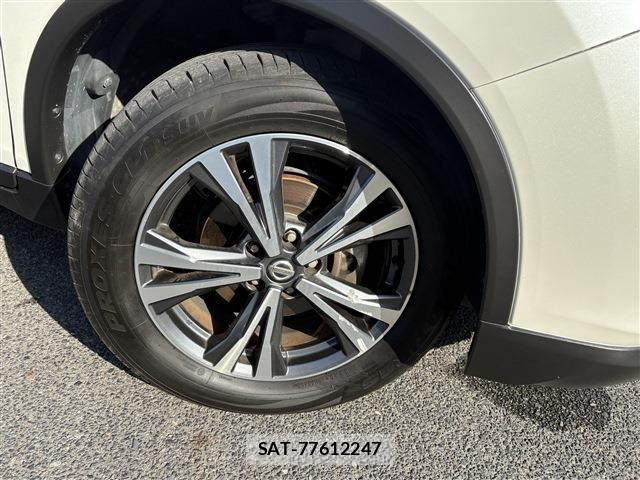 Nissan X-TRAIL 2018-10 8667204-5