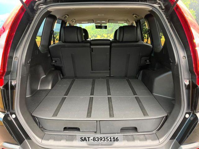 Nissan X-TRAIL 2013-08 8662569-9