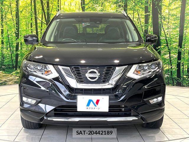Nissan X-TRAIL 2017-09 8667205-13