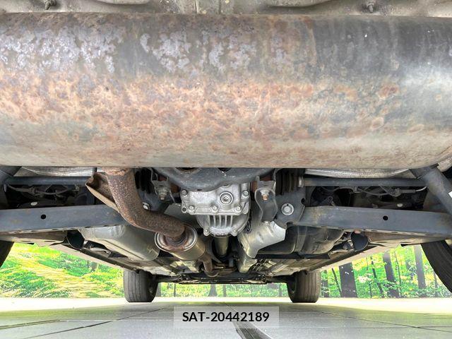 Nissan X-TRAIL 2017-09 8667205-18