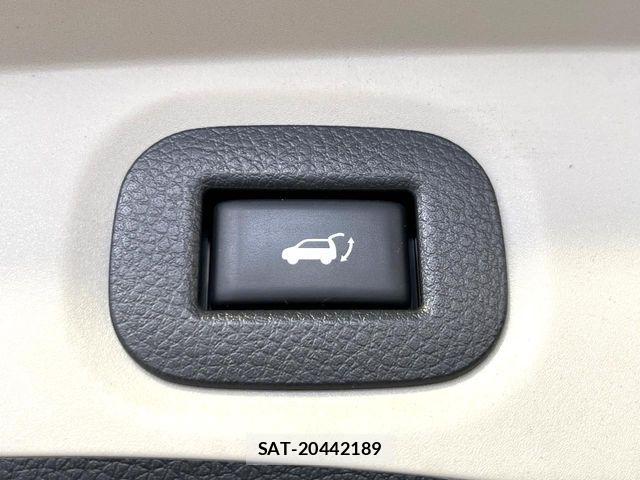 Nissan X-TRAIL 2017-09 8667205-6
