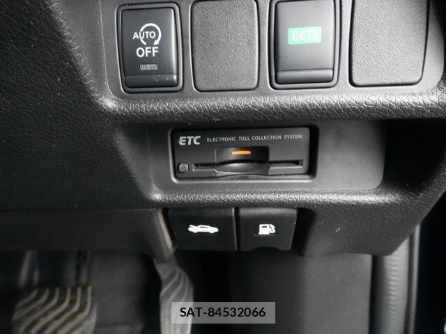 Nissan X-TRAIL 2014-01 8667206-15
