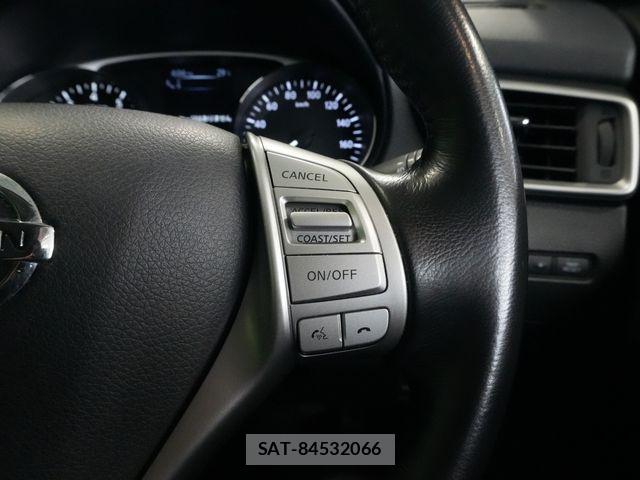 Nissan X-TRAIL 2014-01 8667206-20