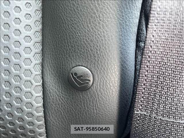 Nissan X-TRAIL 2017-05 8662568-18