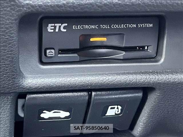 Nissan X-TRAIL 2017-05 8662568-28