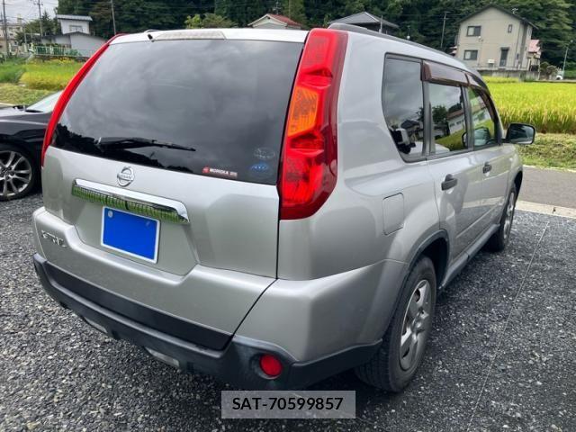 Nissan X-TRAIL 2008-06 8667209-7