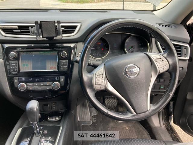 Nissan X-TRAIL 2016-02 8686991-12