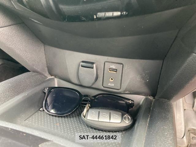 Nissan X-TRAIL 2016-02 8686991-16