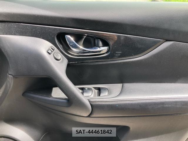 Nissan X-TRAIL 2016-02 8686991-21