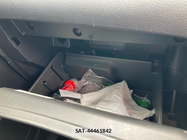 Nissan X-TRAIL 2016-02 8686991-26