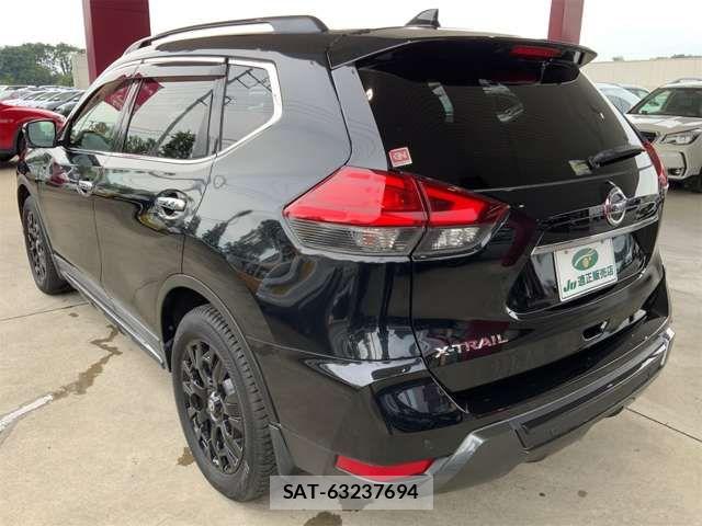 Nissan X-TRAIL 2017-09 8686987-9