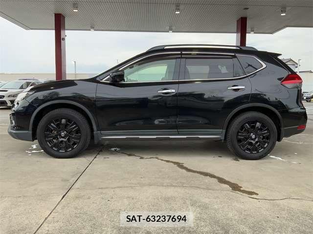 Nissan X-TRAIL 2017-09 8686987-10