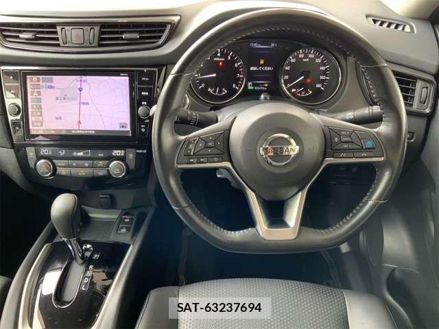 Nissan X-TRAIL 2017-09 8686987-15