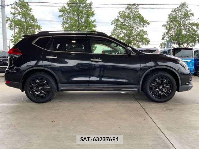 Nissan X-TRAIL 2017-09 8686987-6