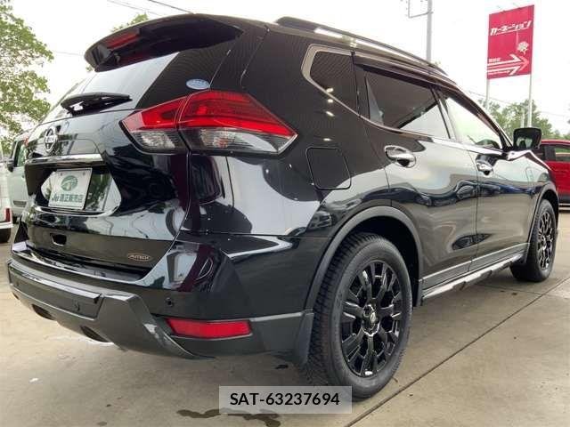 Nissan X-TRAIL 2017-09 8686987-7