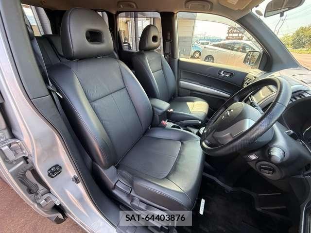 Nissan X-TRAIL 2012-08 8686988-17