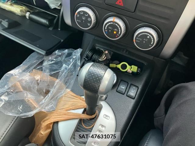 Nissan X-TRAIL 2013-09 8686989-17