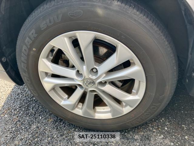 Nissan X-TRAIL 2015-03 8686990-10