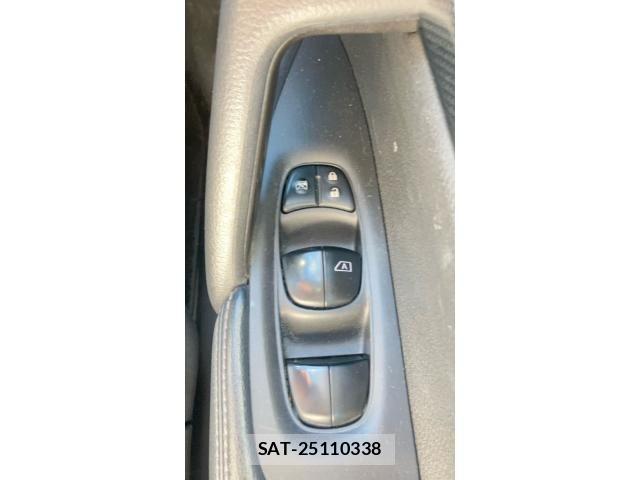 Nissan X-TRAIL 2015-03 8686990-18