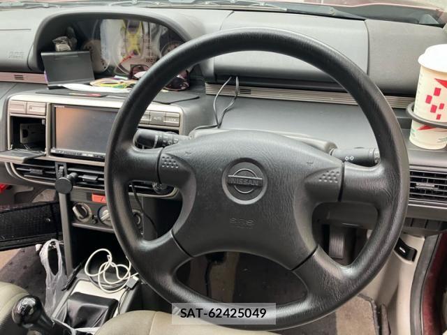 Nissan X-TRAIL 2002-01 8747039-22