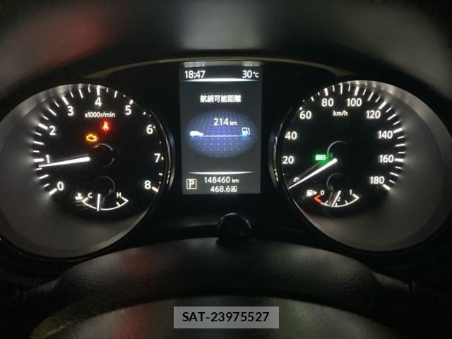 Nissan X-TRAIL 2015-10 8747042-13