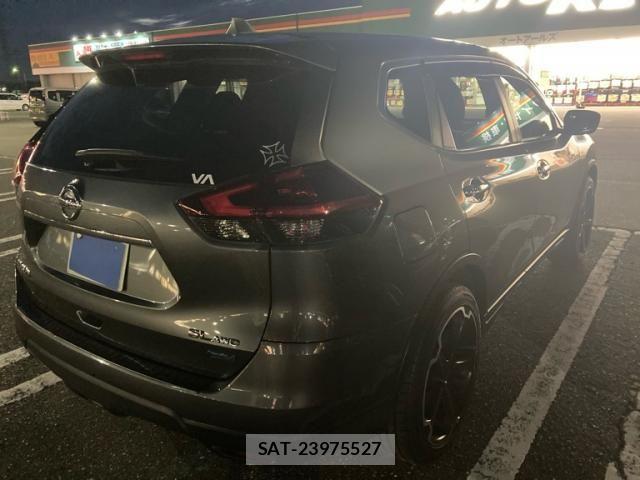 Nissan X-TRAIL 2015-10 8747042-2