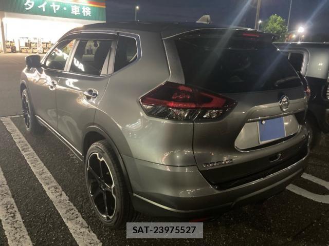 Nissan X-TRAIL 2015-10 8747042-3