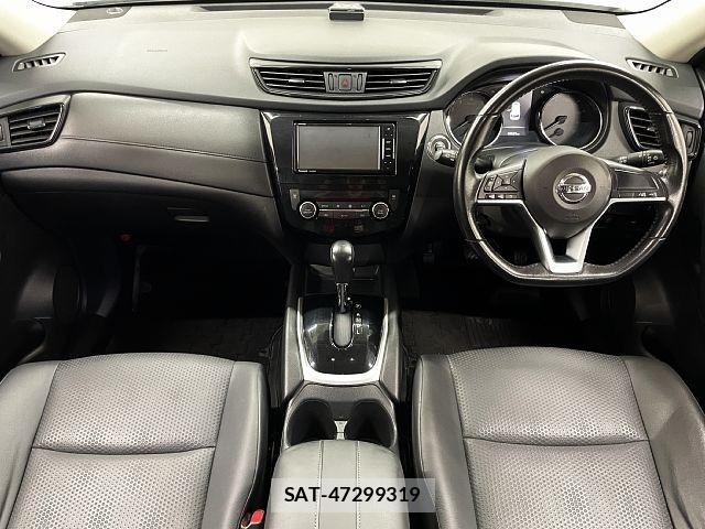 Nissan X-TRAIL 2017-08 8747021-1
