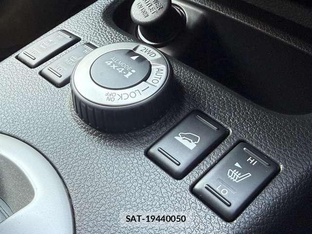 Nissan X-TRAIL 2012-08 8747026-12