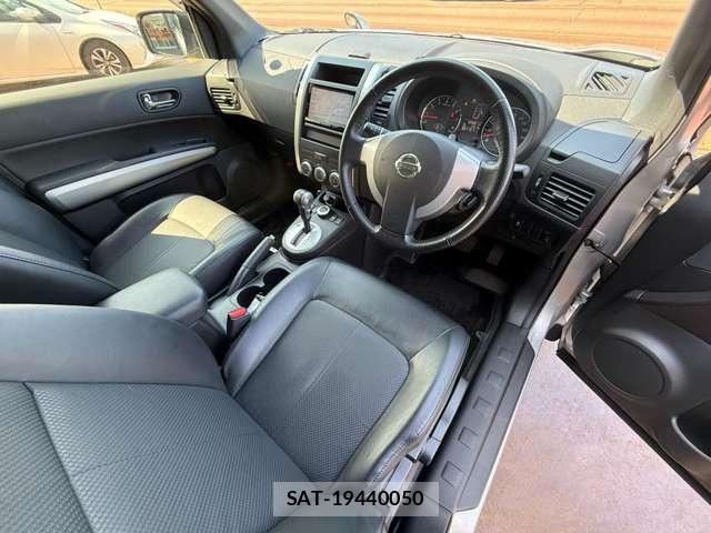 Nissan X-TRAIL 2012-08 8747026-16