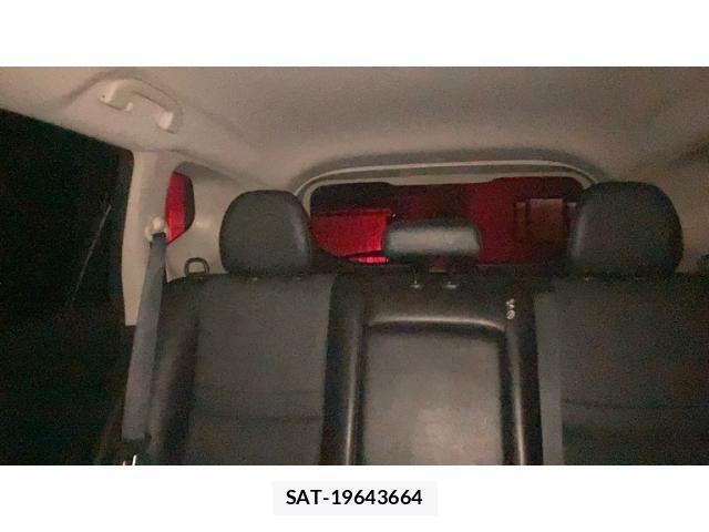 Nissan X-TRAIL 2016-04 8747034-21