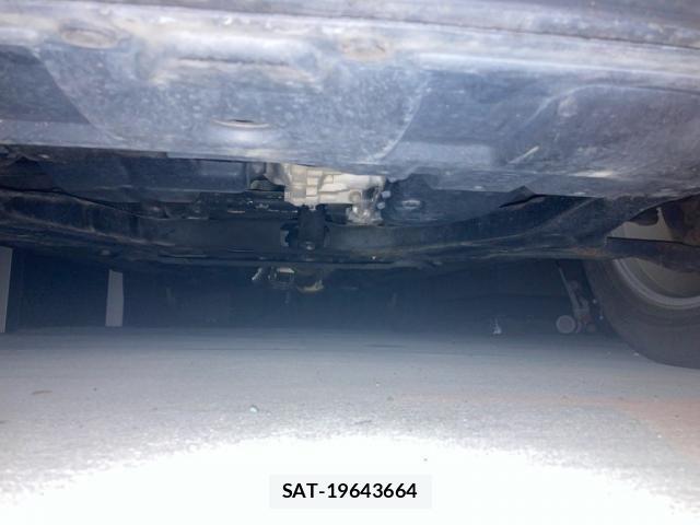 Nissan X-TRAIL 2016-04 8747034-2