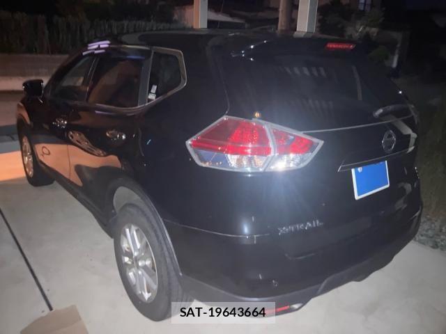 Nissan X-TRAIL 2016-04 8747034-6