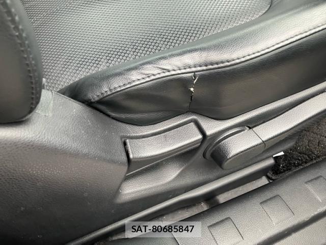 Nissan X-TRAIL 2011-03 8747031-12