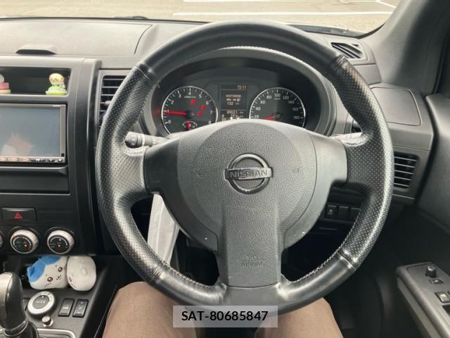 Nissan X-TRAIL 2011-03 8747031-17