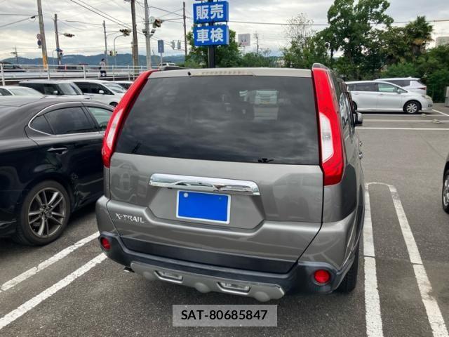 Nissan X-TRAIL 2011-03 8747031-3