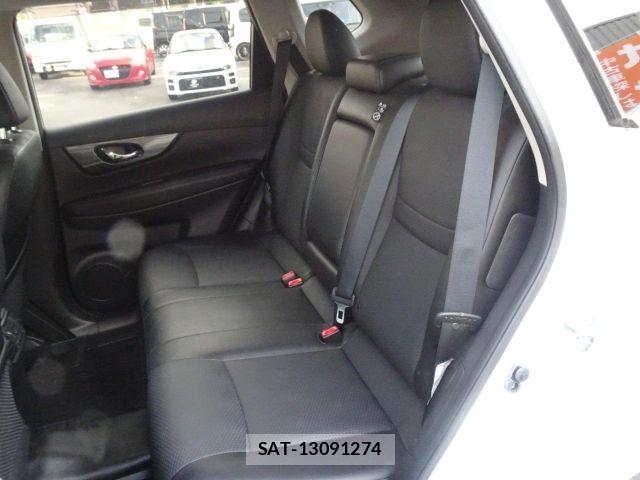 Nissan X-TRAIL 2016-10 8747025-12