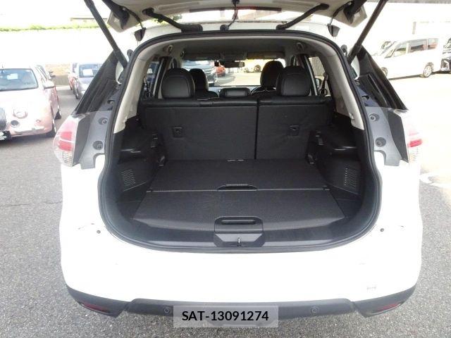 Nissan X-TRAIL 2016-10 8747025-13