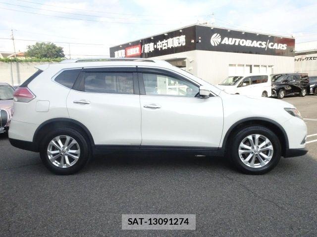 Nissan X-TRAIL 2016-10 8747025-16