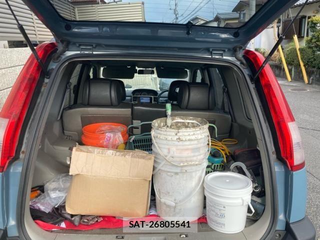 Nissan X-TRAIL 2005-05 8747044-21