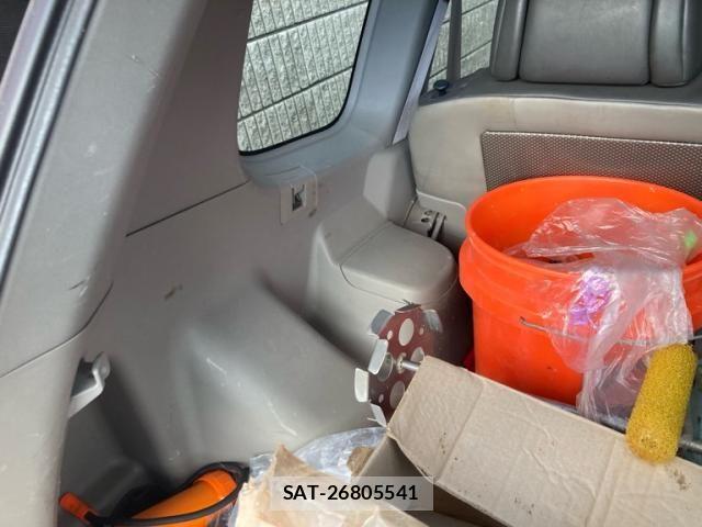 Nissan X-TRAIL 2005-05 8747044-22