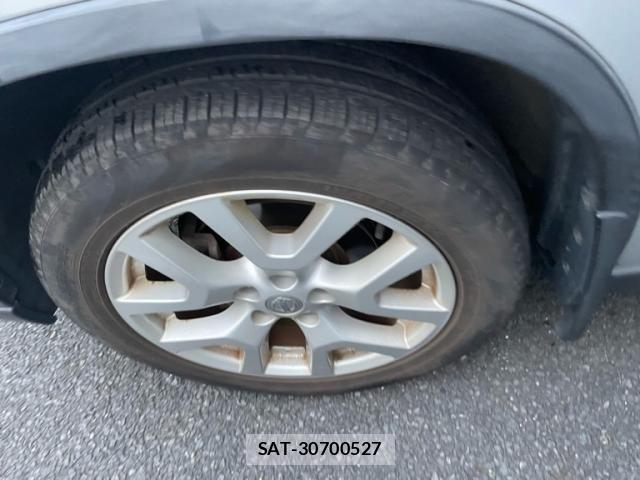 Nissan X-TRAIL 2012-11 8747035-9