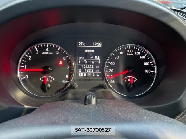 Nissan X-TRAIL 2012-11 8747035-17