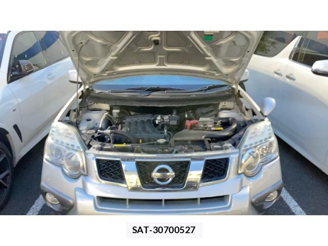 Nissan X-TRAIL 2012-11 8747035-23