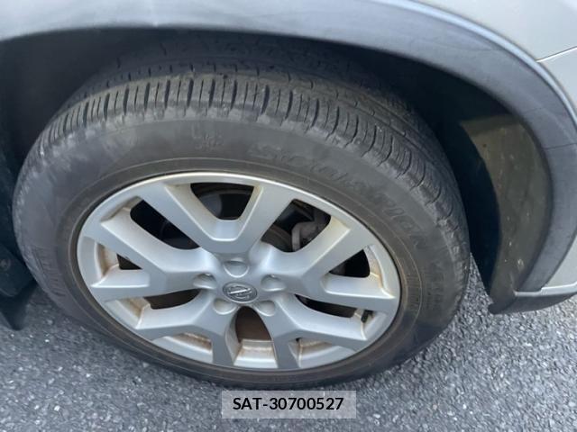 Nissan X-TRAIL 2012-11 8747035-6