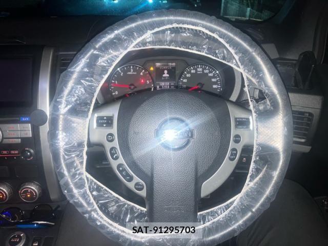 Nissan X-TRAIL 2012-02 8747033-19