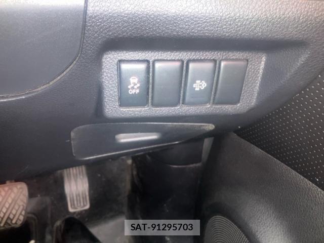 Nissan X-TRAIL 2012-02 8747033-24