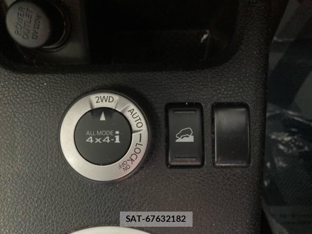 Nissan X-TRAIL 2008-03 8747041-23